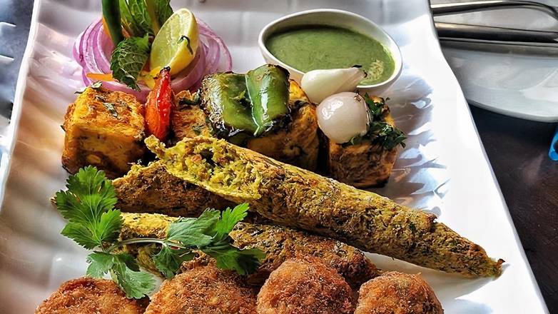 Order Tandoori veg platter food online from New India Restaurant store, Columbus on bringmethat.com
