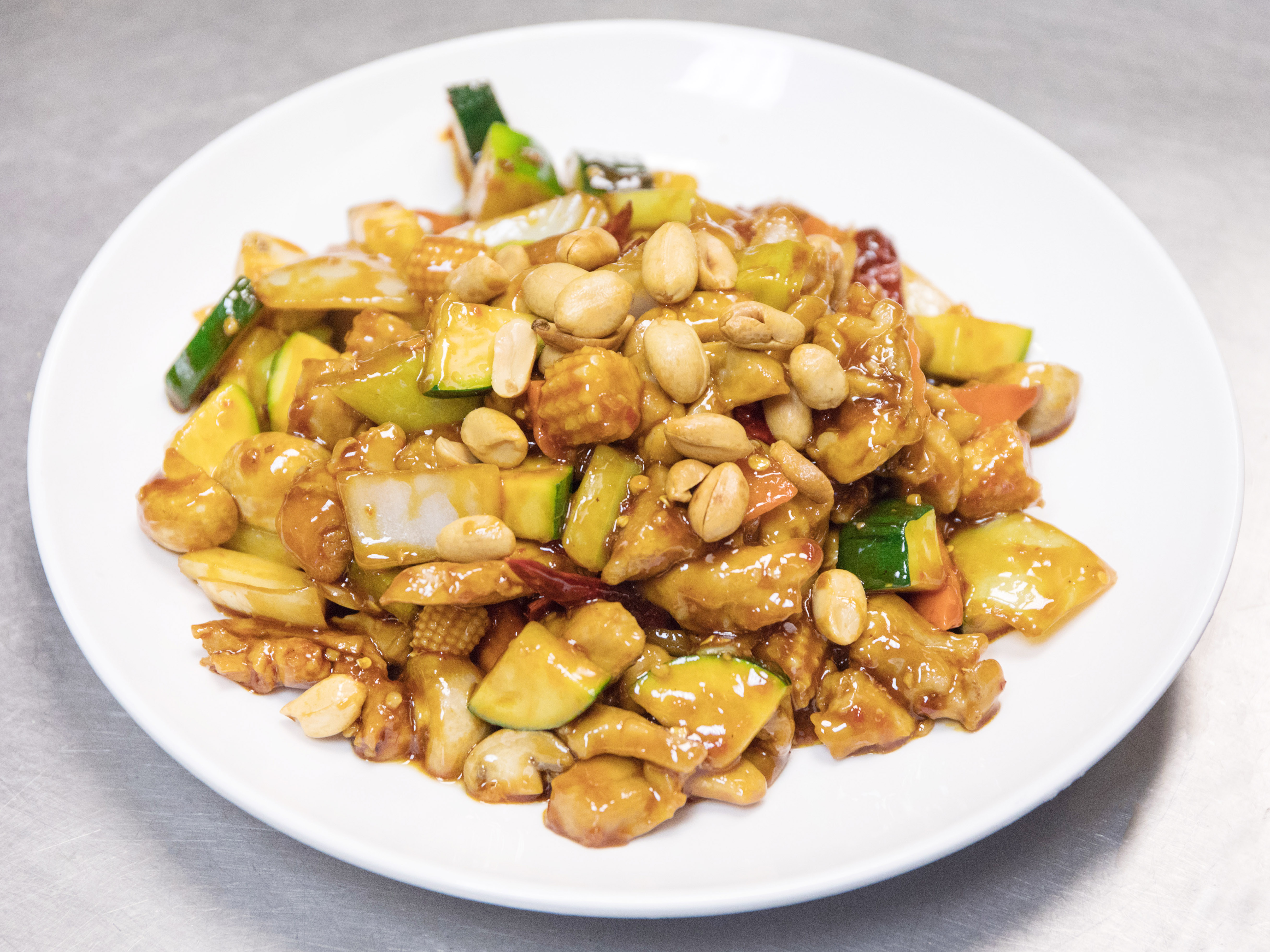 Order 21. Kung Pao Chicken food online from Uncle yu express restaurant store, Union City on bringmethat.com
