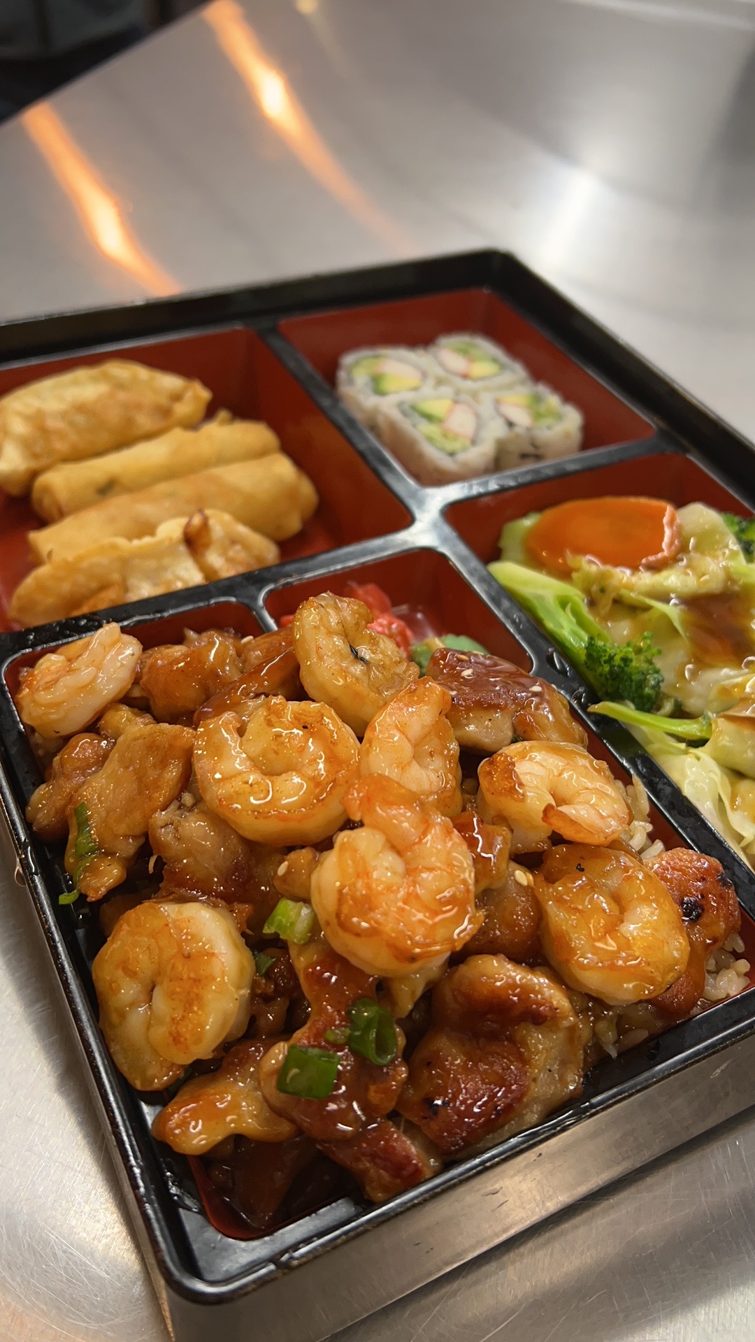 Order Bento Chicken and Shrimp food online from Hibachi Express store, Brandywine on bringmethat.com