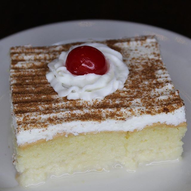 Order Tres Leches food online from Arepas Grill 21-19 Broadway Ave store, Astoria on bringmethat.com