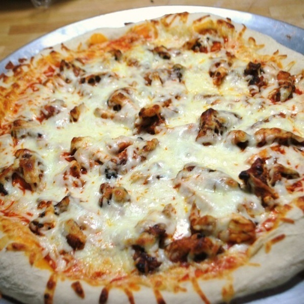 Order Ranch Chicken Pizza food online from Ameci Pizza store, Fillmore on bringmethat.com