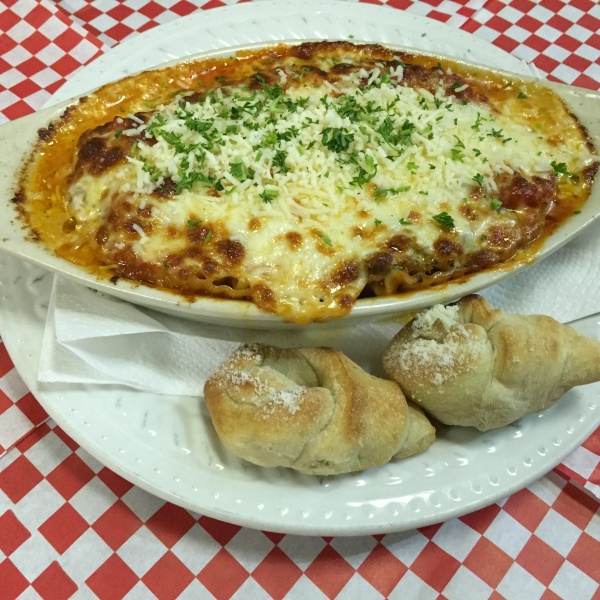 Order Homemade Meat Lasagna  food online from Pizzelle Di North Beach store, San Francisco on bringmethat.com