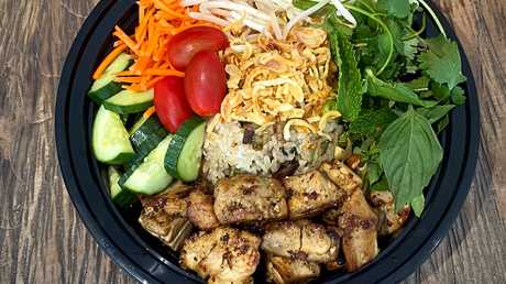 Order Grilled Chicken Bowl food online from Green Leaf Bistro store, San Mateo on bringmethat.com