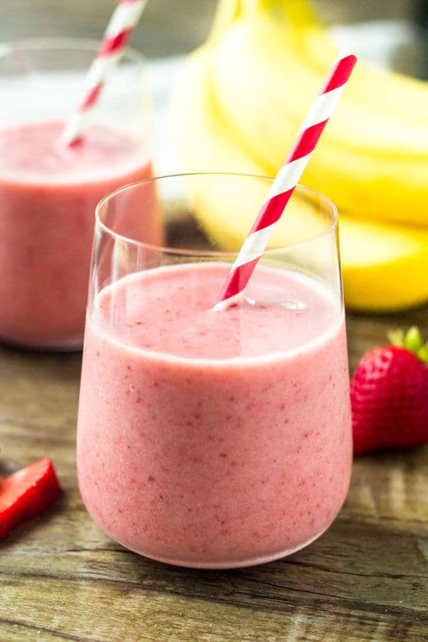 Order Strawberry and Banana food online from Aura Espresso Room store, Lancaster on bringmethat.com