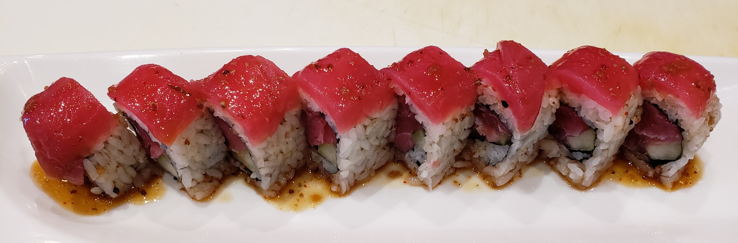 Order Hawaiian Tuna Special Roll food online from Sushi Mon store, Las Vegas on bringmethat.com
