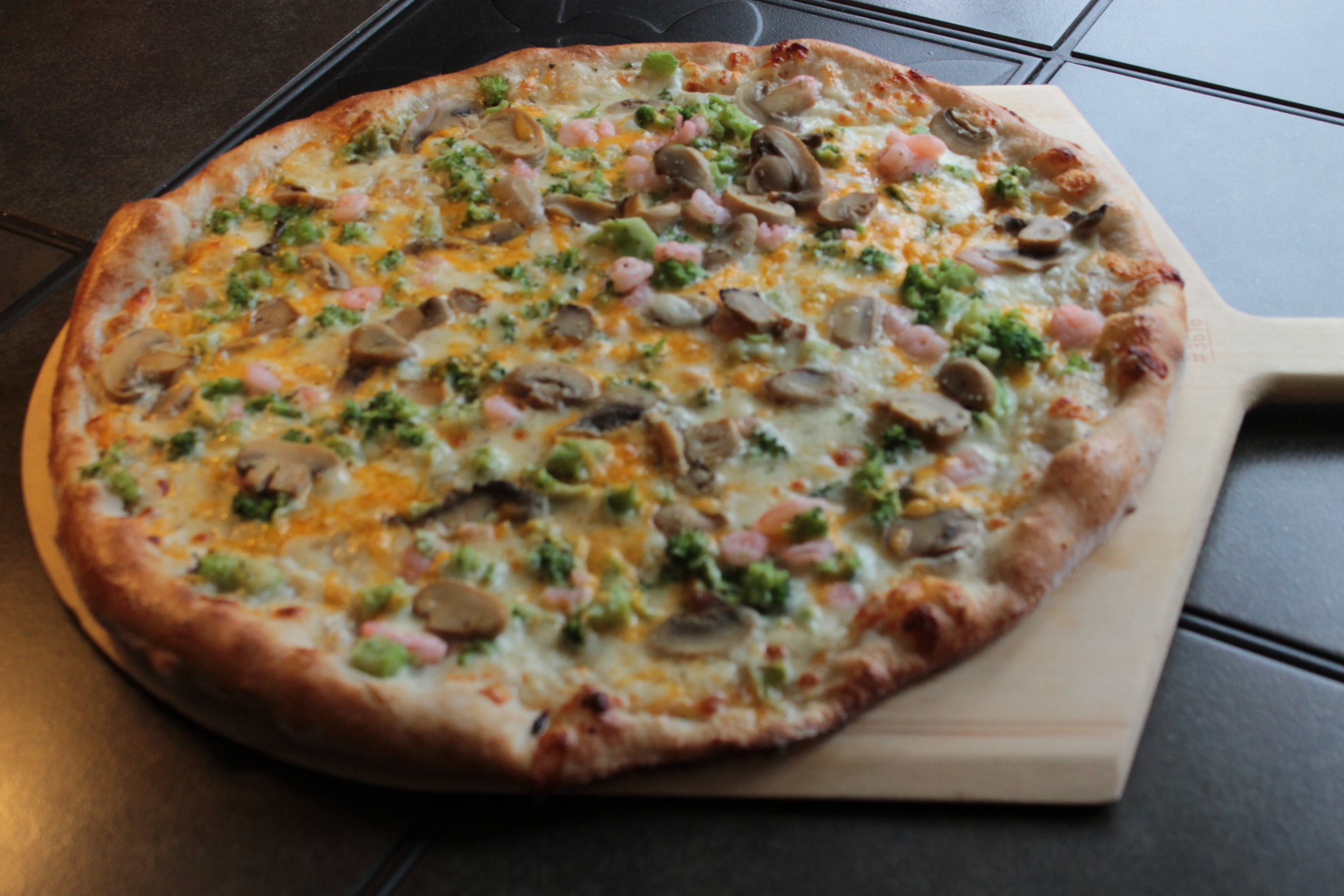 Order The Viking Pizza - Medium 14" food online from The Dough Boy's Pizzeria store, Baldwinsville on bringmethat.com
