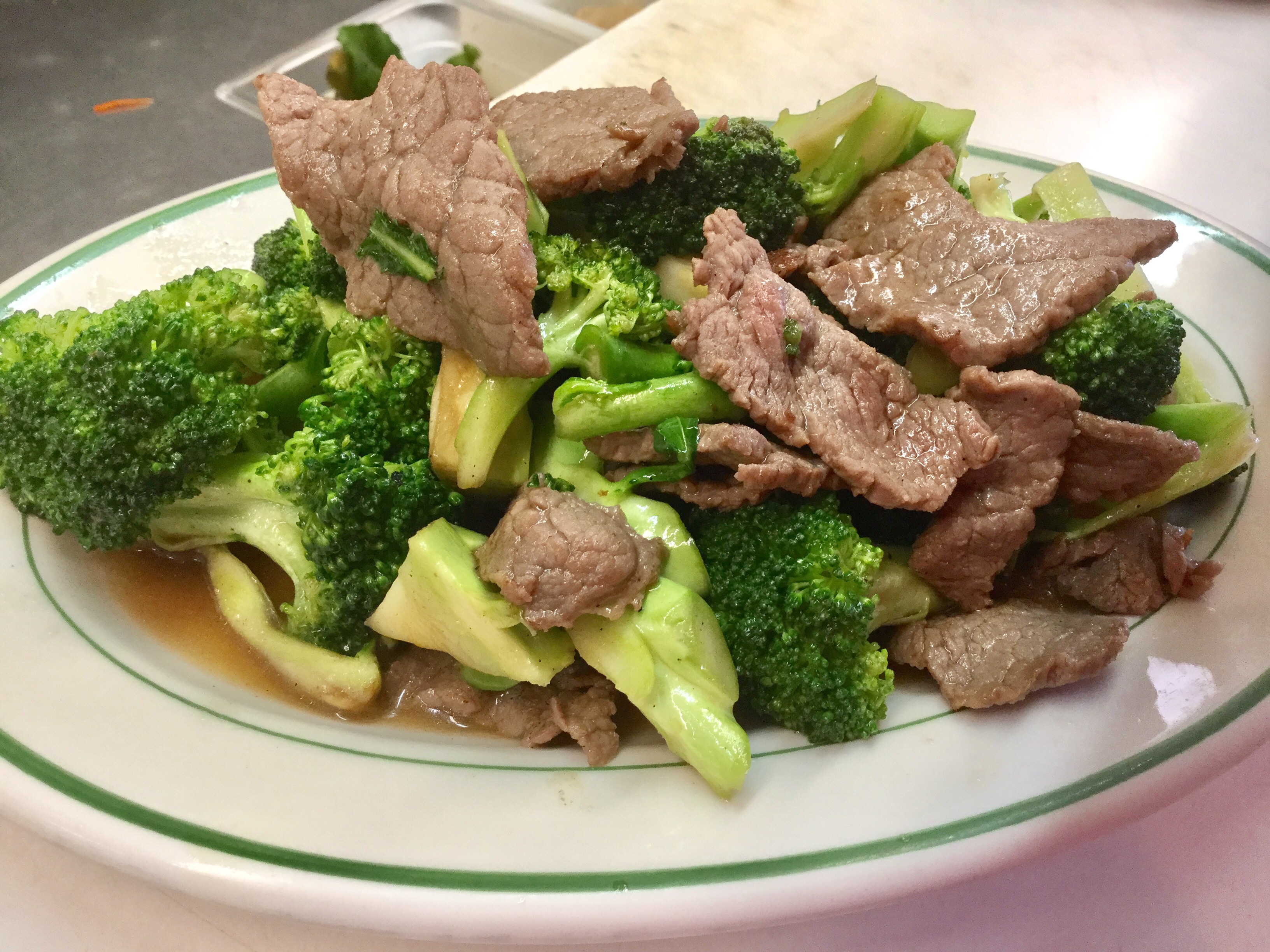 Order 26. Broccoli with Oyster Sauce food online from Khun Dang Rest store, North Hollywood on bringmethat.com