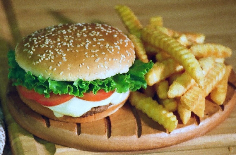 Order Cheeseburger Platter Lunch Special food online from Roma Pizza store, Bear on bringmethat.com