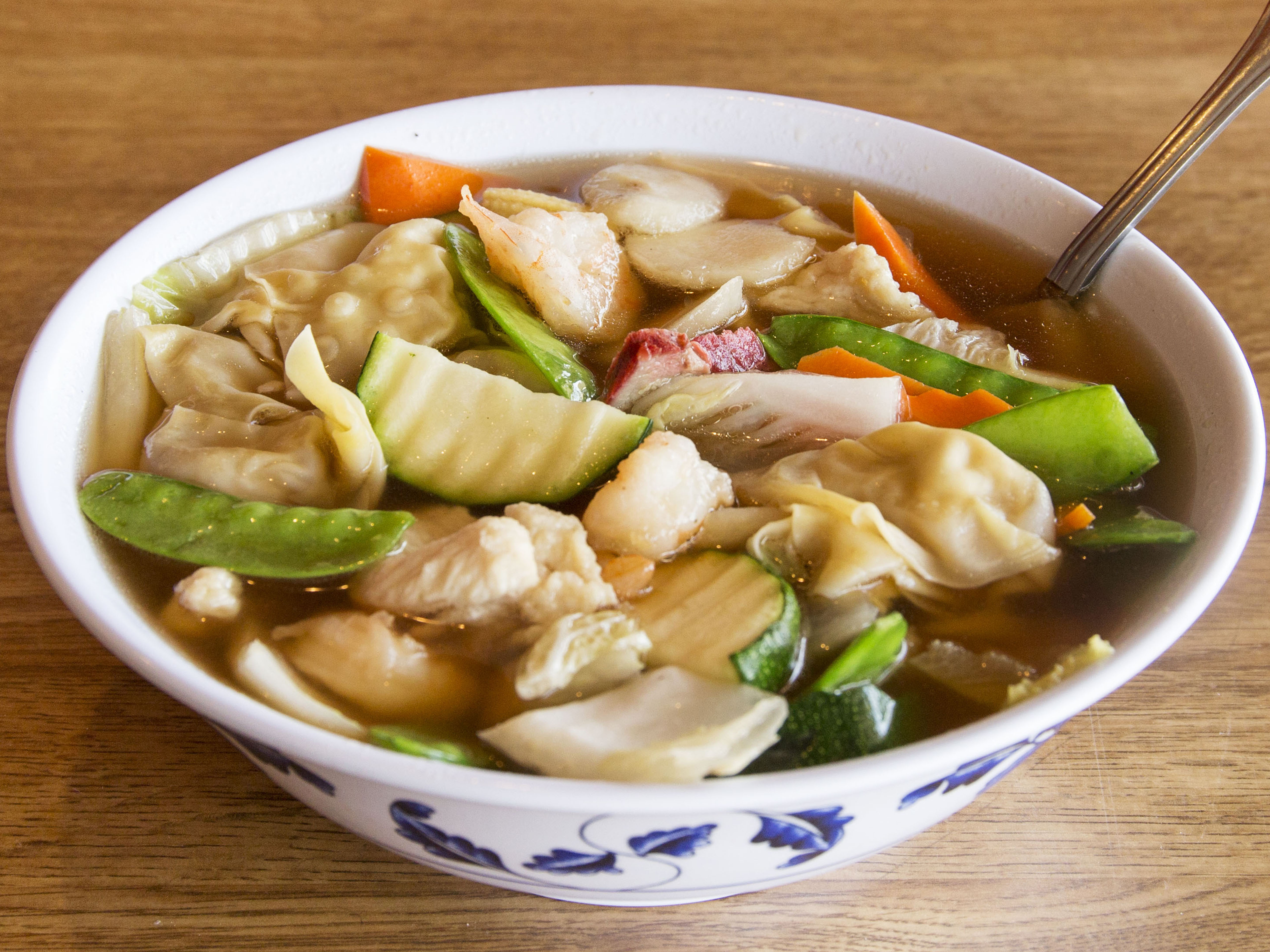 Order Wor Wonton Soup food online from China Passion store, Las Vegas on bringmethat.com
