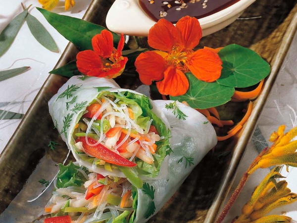 Order Non-protein Fresh Roll (2 ROLLS) food online from Hello Vietnam Pho&Roll store, Scottsdale on bringmethat.com
