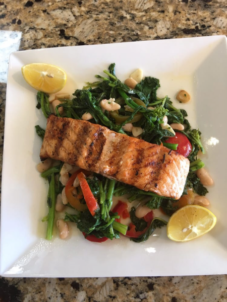 Order Grilled Salmon food online from Toskana Pizzeria Restaurant store, Roslyn Heights on bringmethat.com