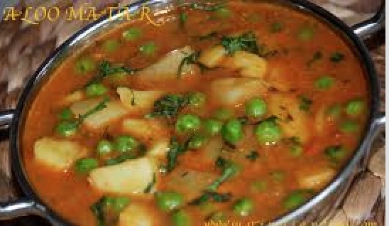 Order Aloo Mattar Curry food online from Curry Bowl Indian Express store, Los Angeles on bringmethat.com