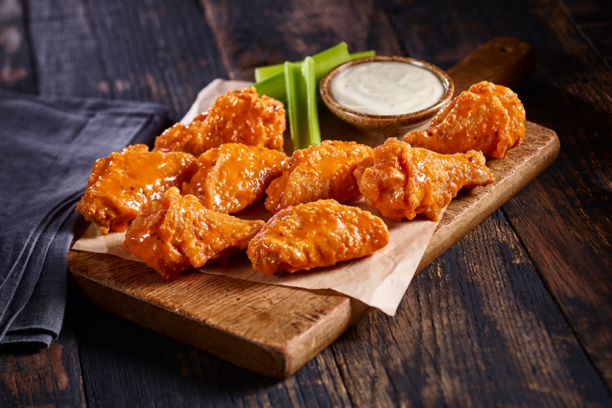 Order Chicken Wing Platter food online from Ruby Tuesday store, Concord on bringmethat.com