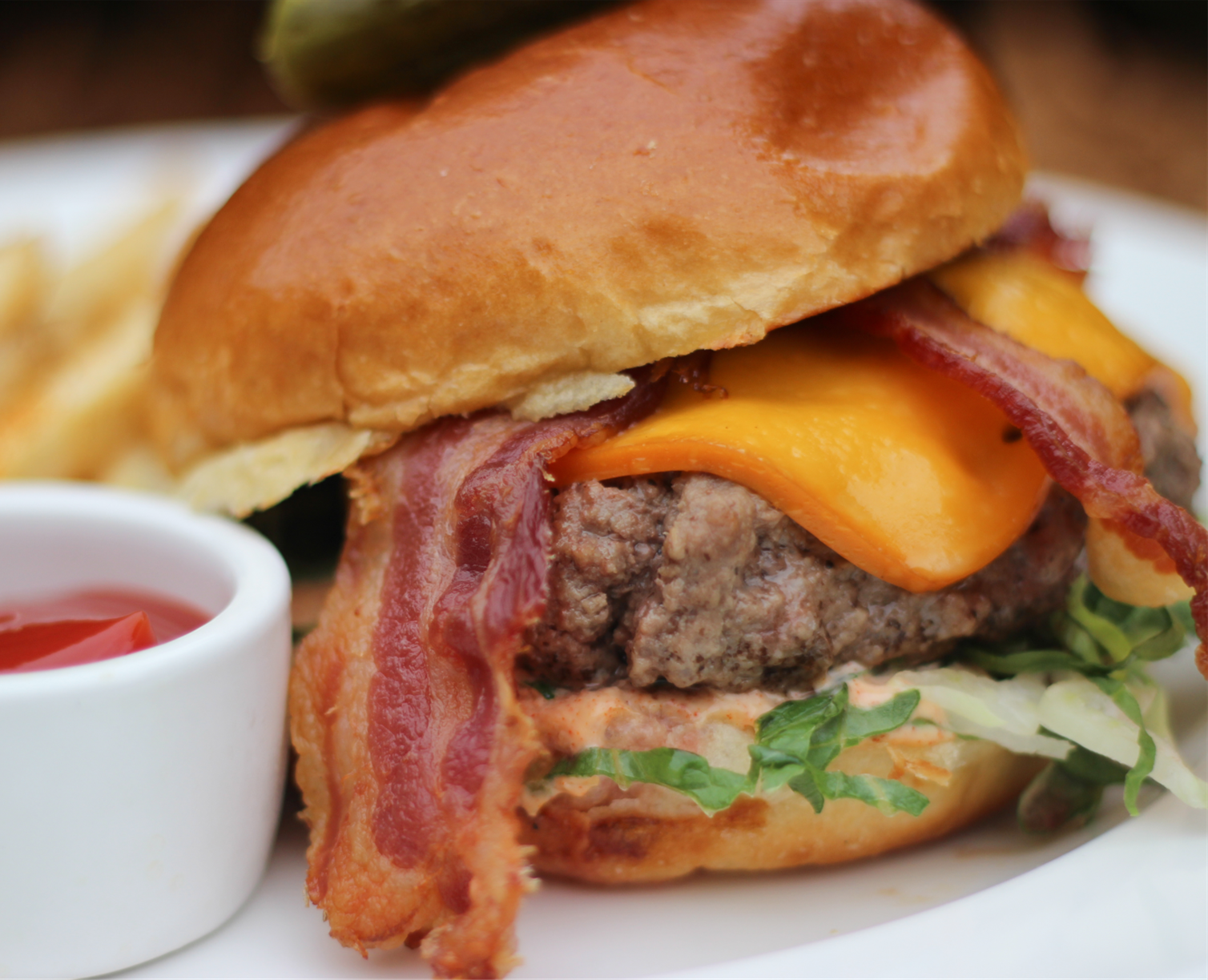Order Bacon Cheese Burger food online from Porter Creek Hardwood Grill store, Fargo on bringmethat.com