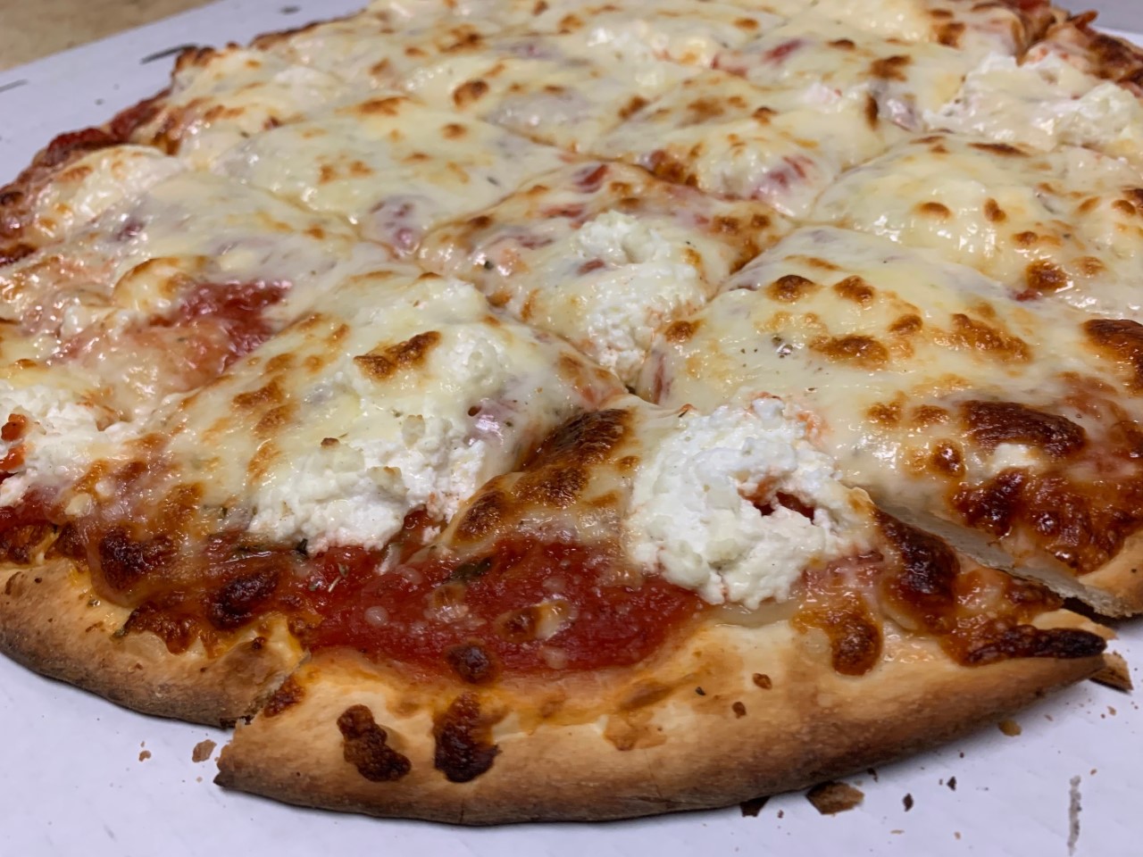 Order 4 Manggio Thin Crust Pizza food online from Nancy Pizza store, Niles on bringmethat.com