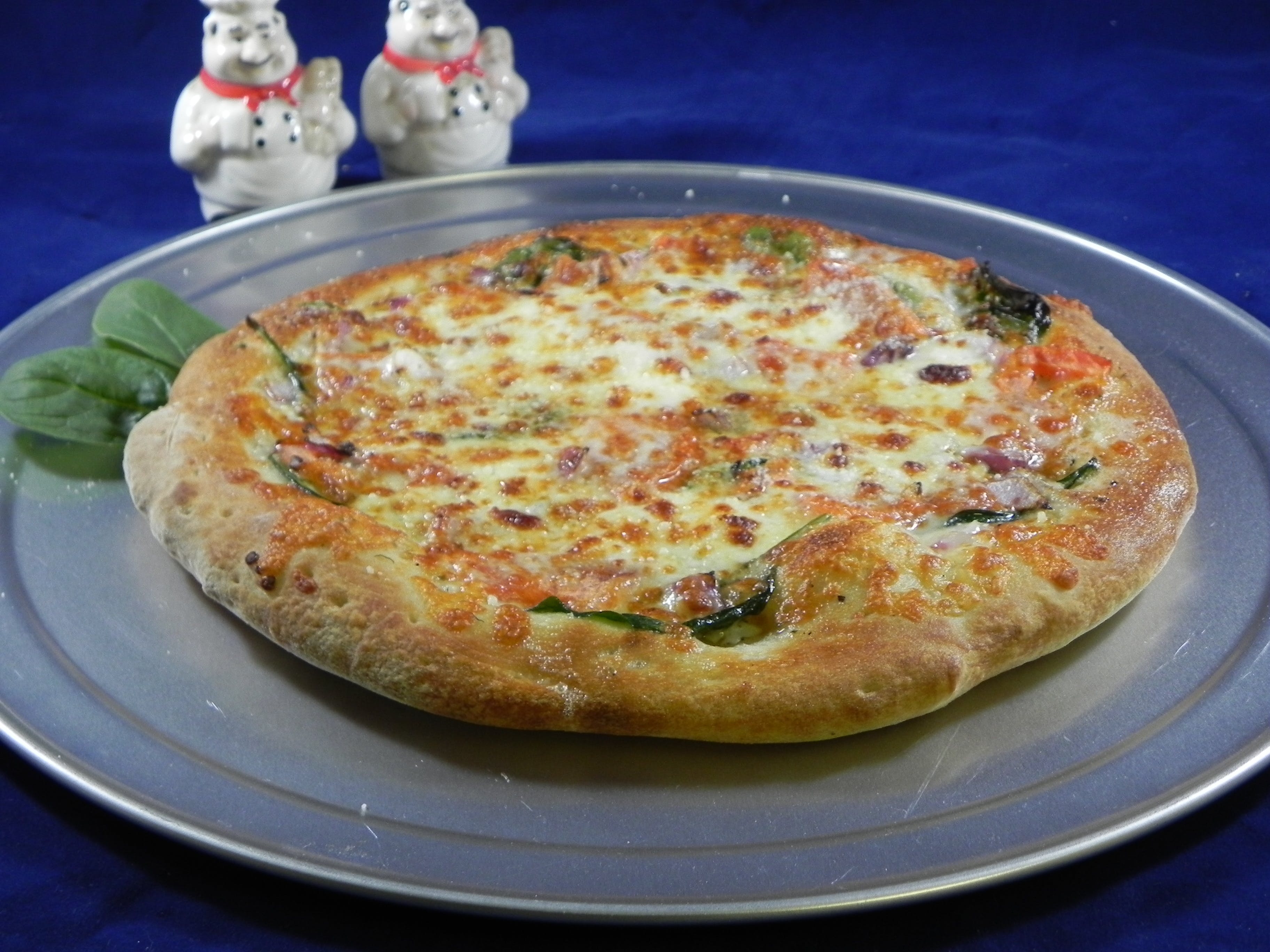 Order Spinach & Feta Pizza - Small 10'' food online from Tomatoes store, Carnegie on bringmethat.com
