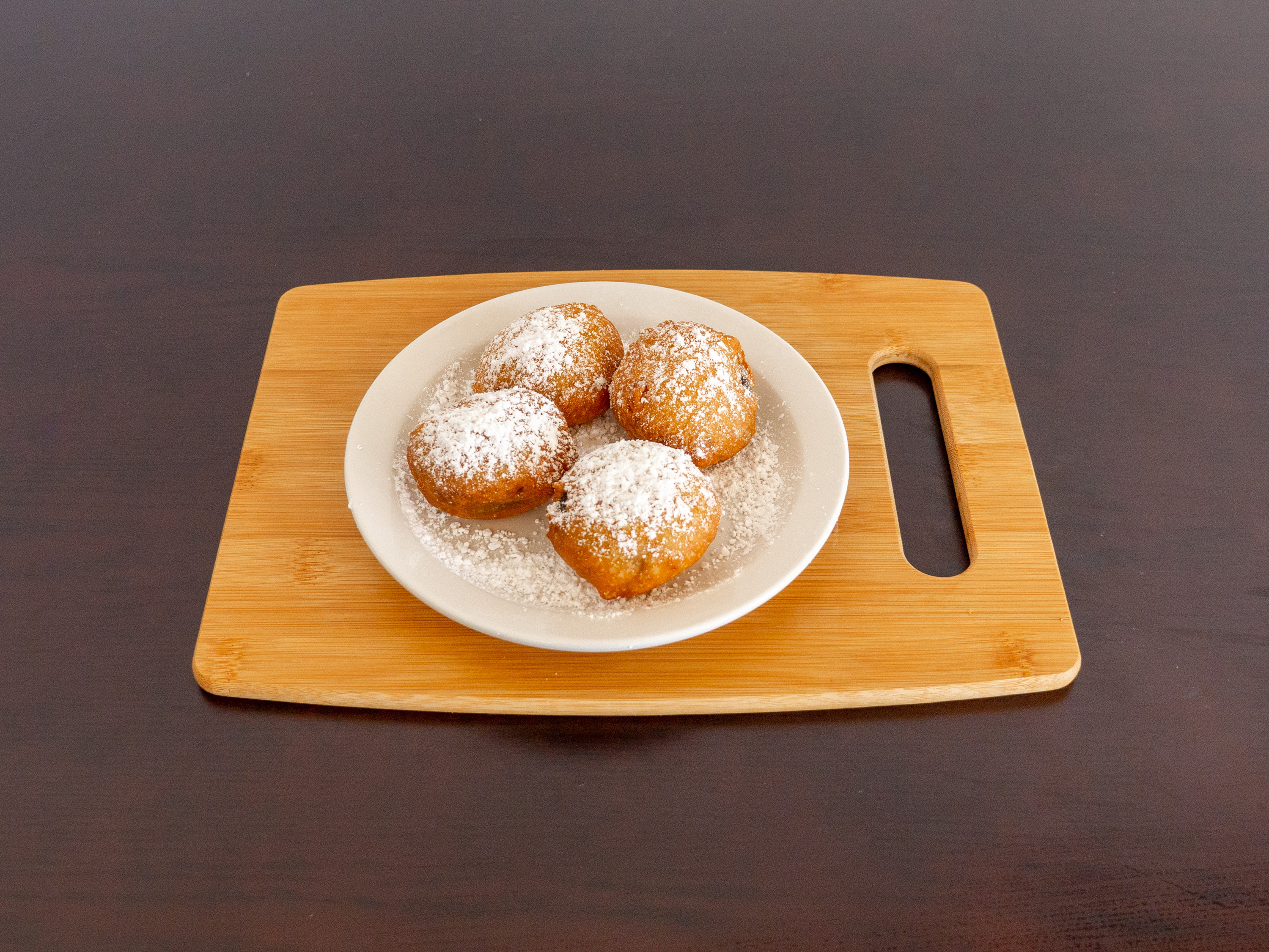 Order 4 Pieces Deep Fried Oreos food online from Susie Q Pizza store, Hayward on bringmethat.com