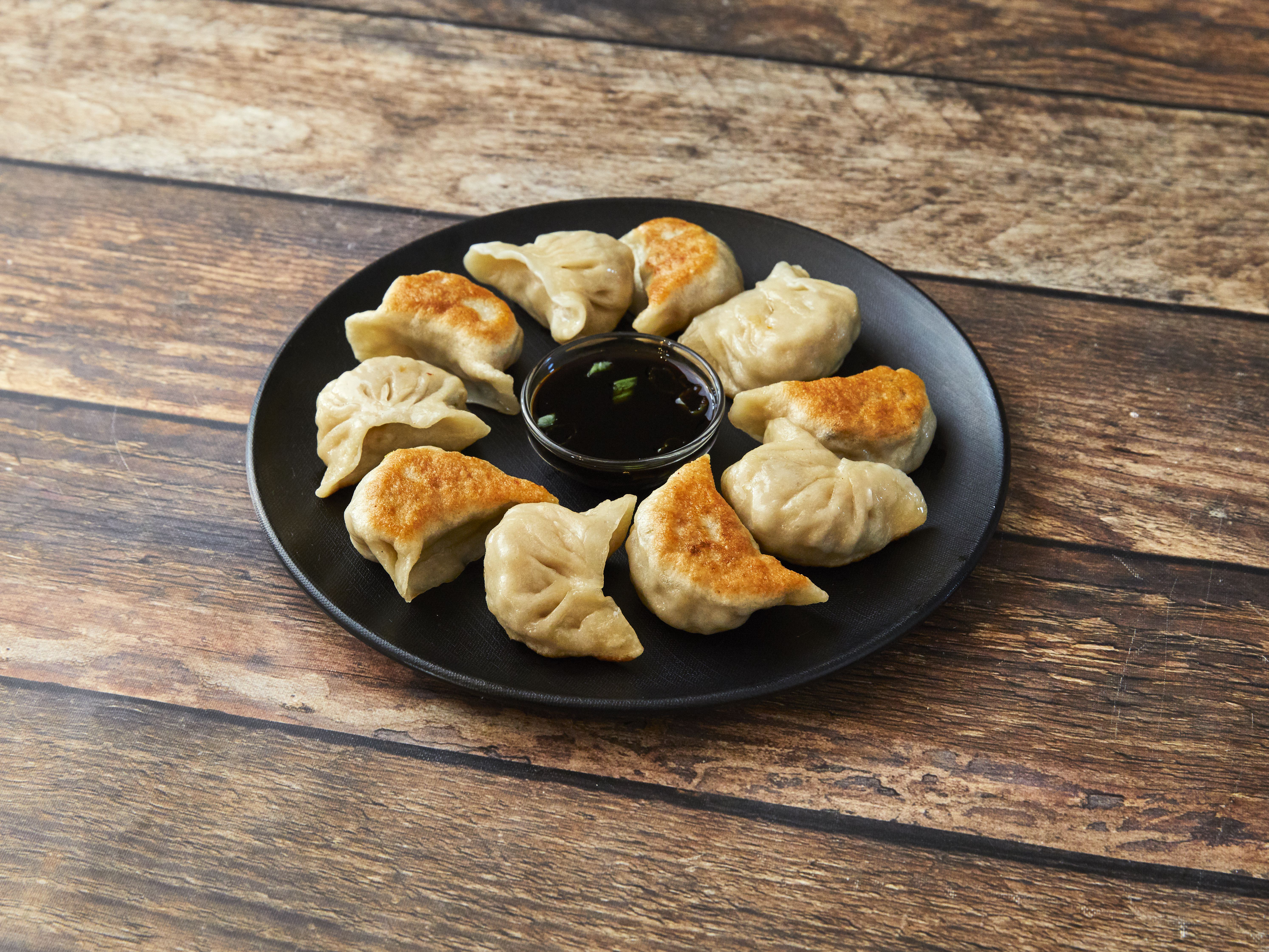 Order C019. Vegetable Pot Stickers food online from Potsticker House store, Chicago on bringmethat.com