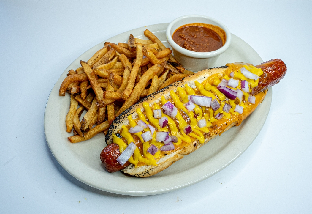 Order Texas Giant Chili Dog food online from Snuffers store, Plano on bringmethat.com