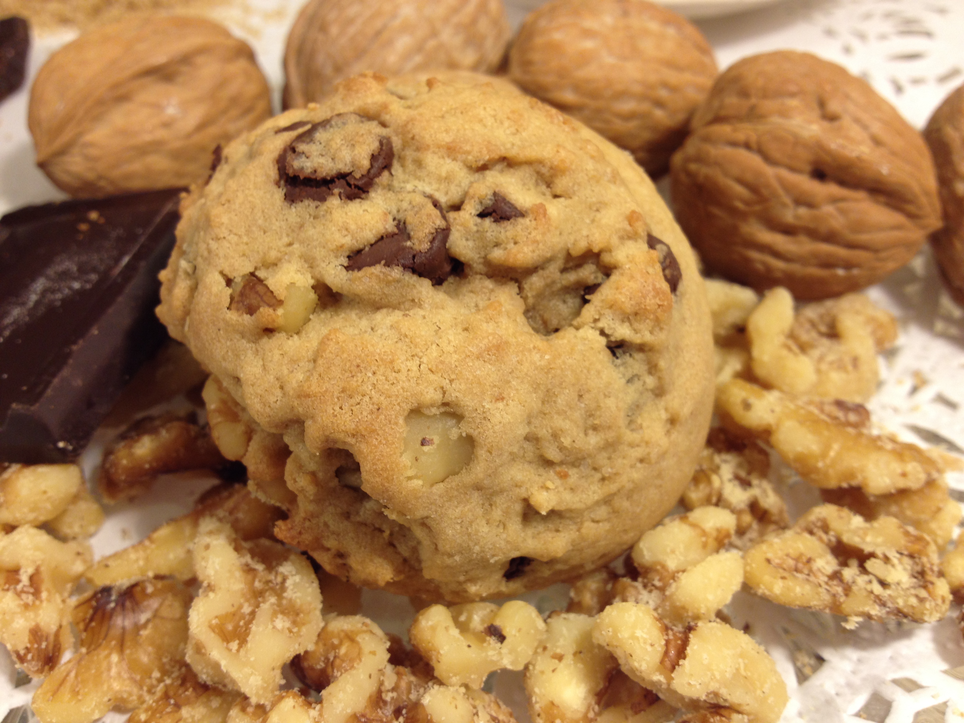 Order Maple Chocolate Chip with Walnuts food online from Moon Rocks Gourmet Cookies store, Hamden on bringmethat.com