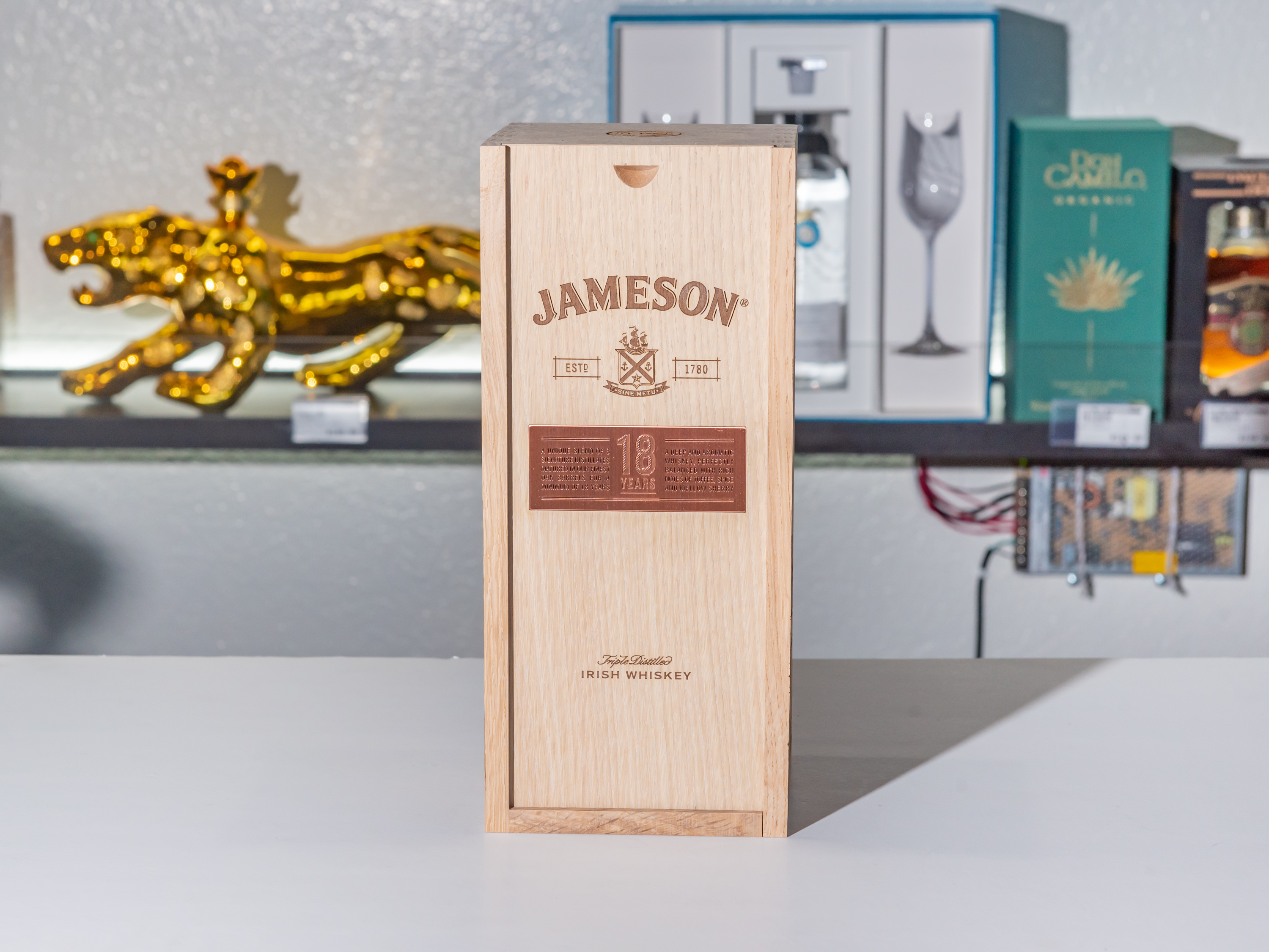 Order Jameson 18Yr, 750 ml. Whiskey food online from Regal Wine And Spirits store, La Crescenta on bringmethat.com