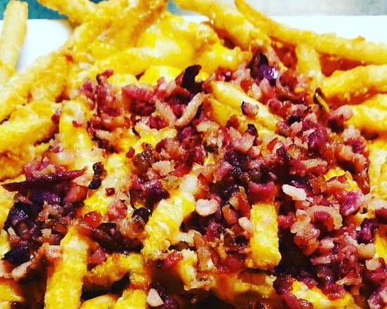 Order Bacon Cheese Fries food online from Appetites On Main store, West Whiteland on bringmethat.com