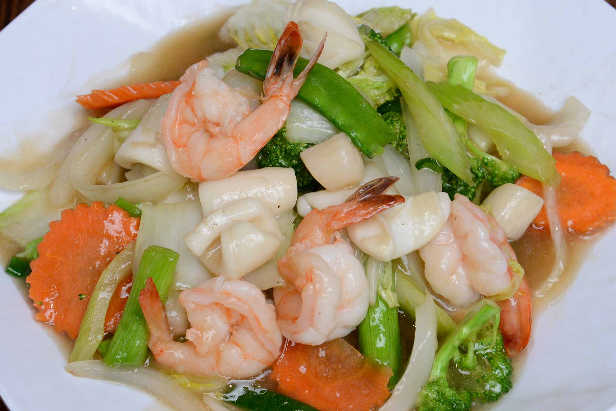 Order 51. Seafood Delight food online from Rincome Restaurant store, Northridge on bringmethat.com