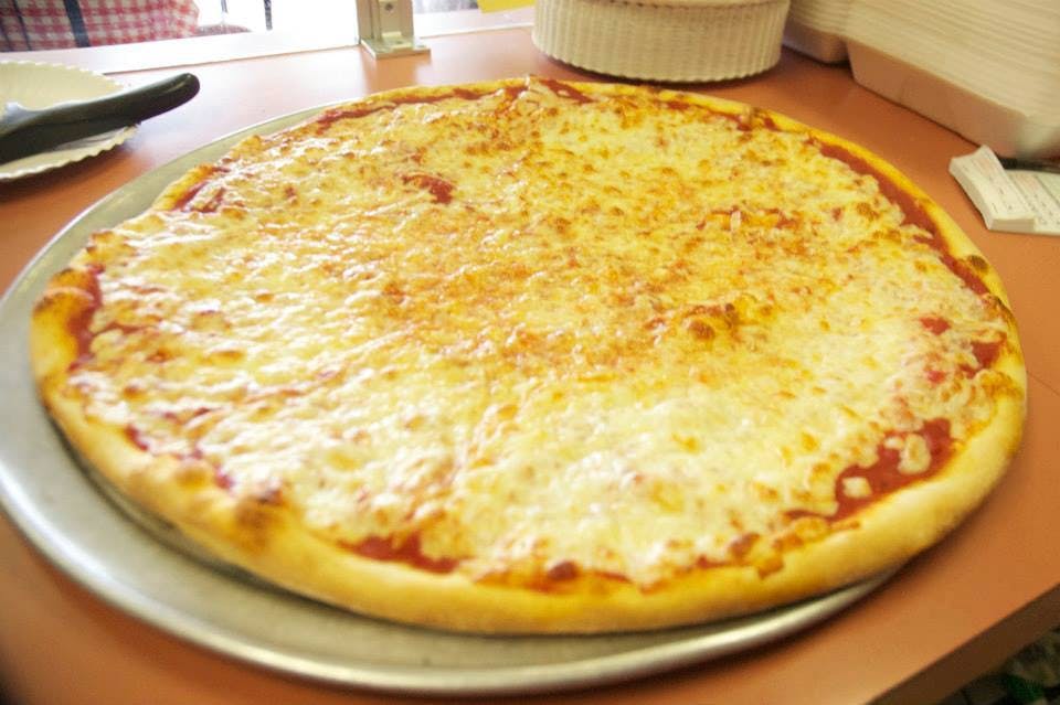 Order Personal Cheese Pizza - Personal food online from Maggio's Pizza & Pasta store, Woodbury on bringmethat.com