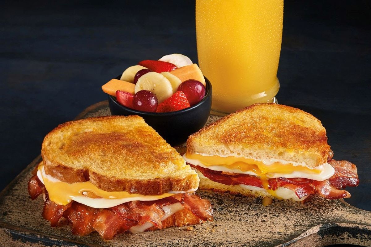 Order Breakfast N' Bread Melt - Combo food online from The Burger Den store, Schertz on bringmethat.com