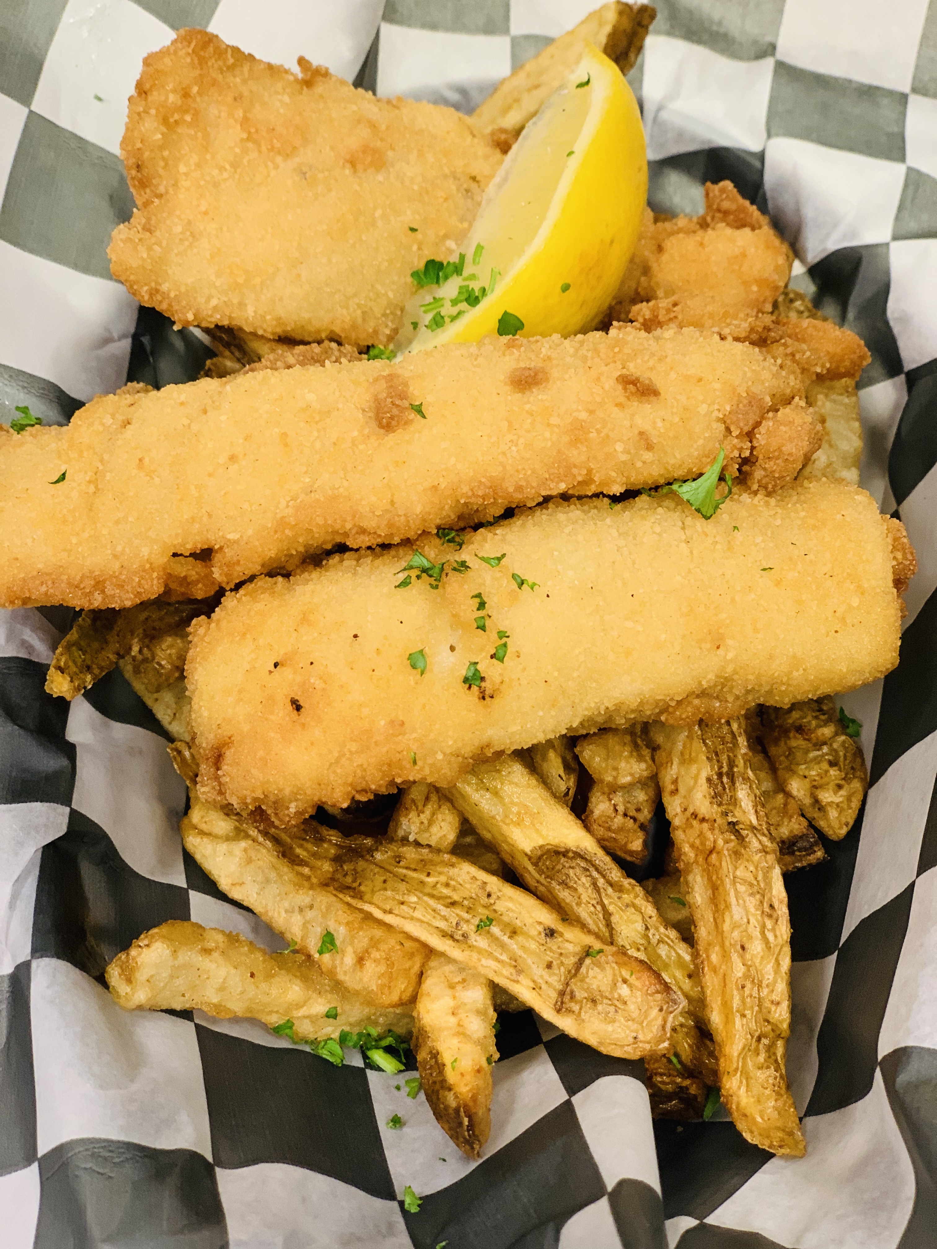 Order Kids Fish Sticks and Fries food online from Mojo Pub -N- Grill store, Youngstown on bringmethat.com
