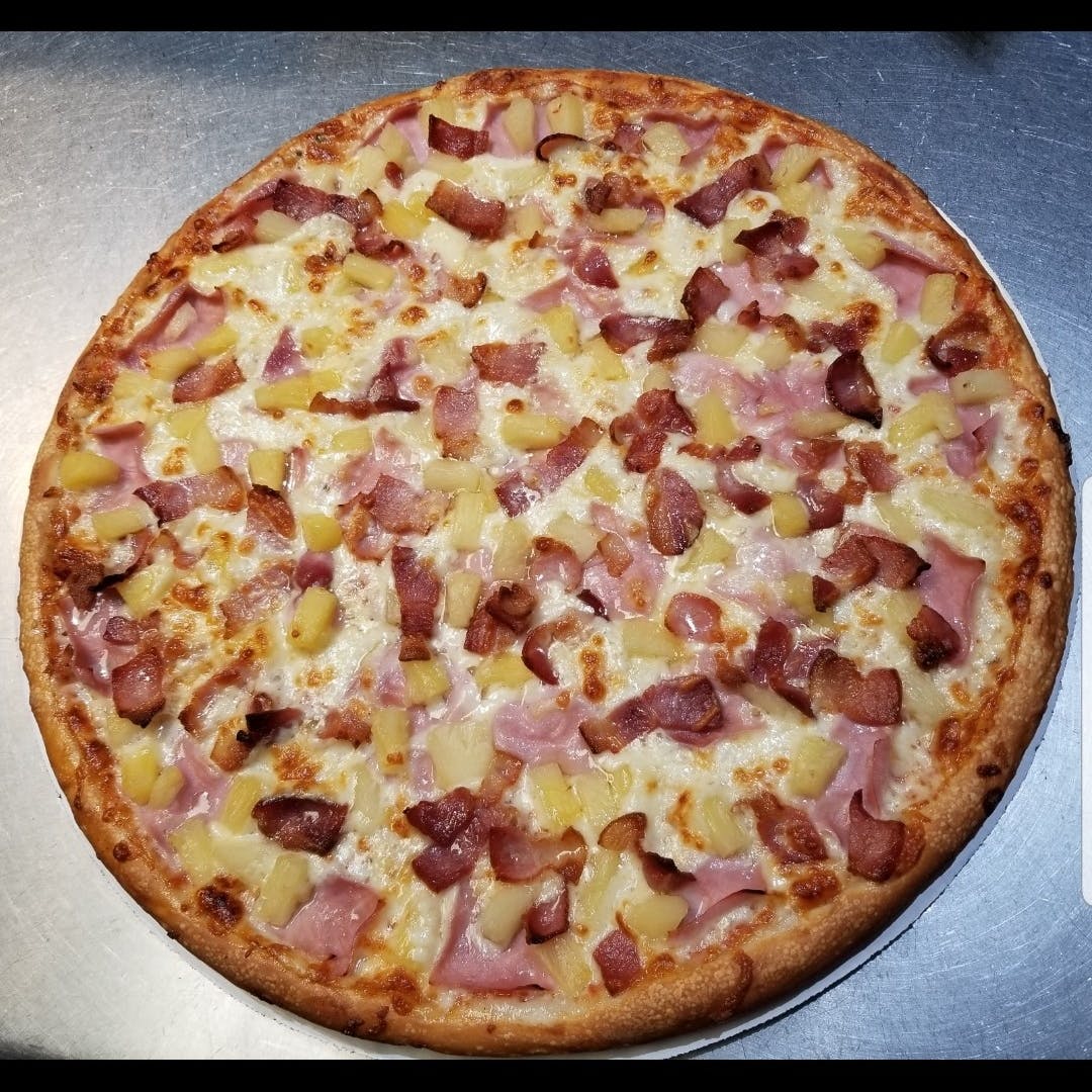Order Hawaiian Pizza - Personal food online from Peters Pizza & Roast Beef store, Wilmington on bringmethat.com