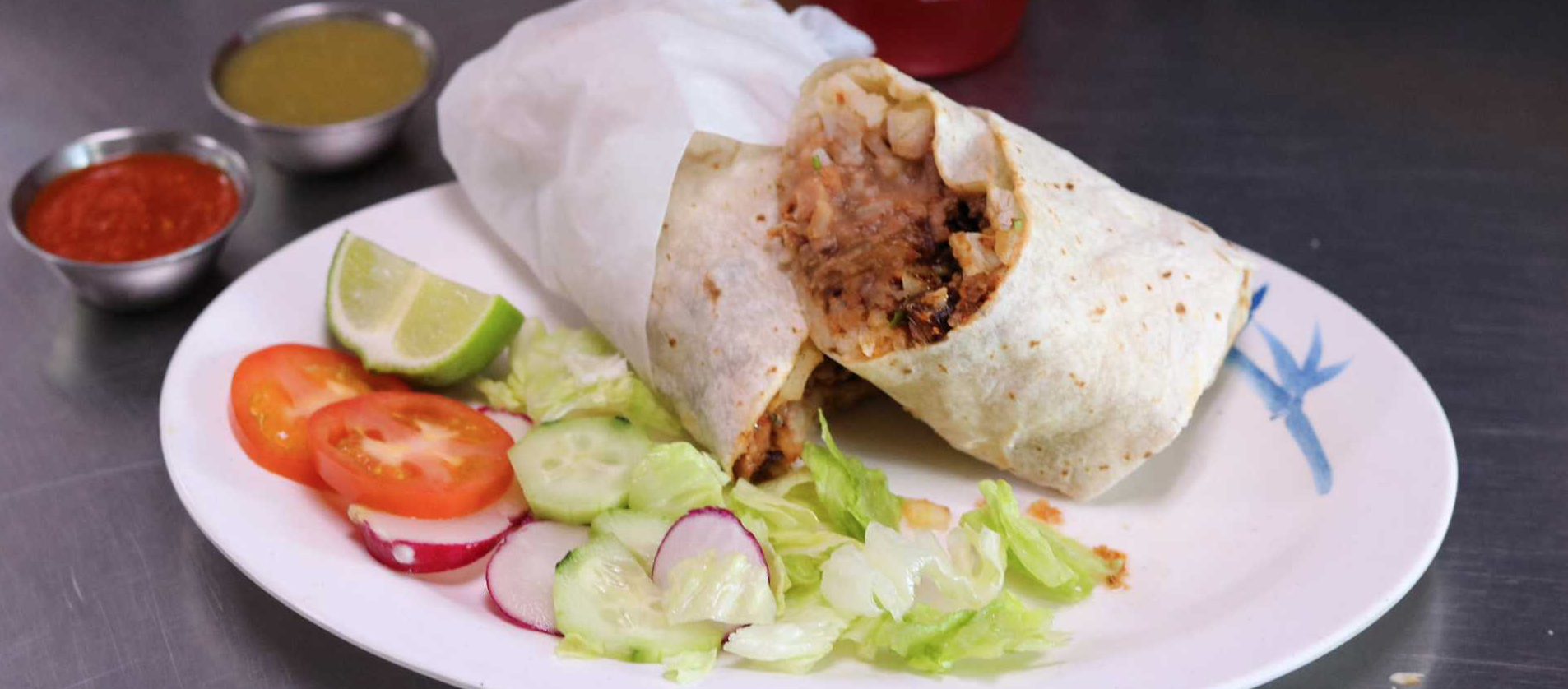 Order Burrito food online from Naomi Pupuseria & Restaurant store, Los Angeles on bringmethat.com