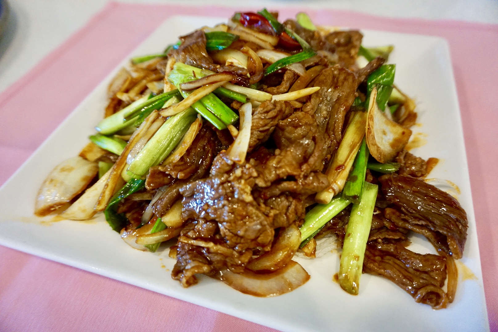 Order S9. Mongolian Beef food online from Gold Dragon store, Salem on bringmethat.com