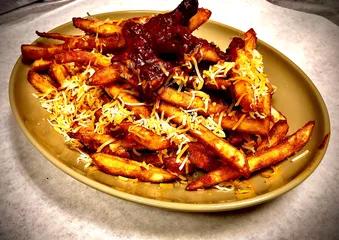 Order Red Chili Cheese Fries food online from Lucky Chicago Style Grill store, Round Rock on bringmethat.com