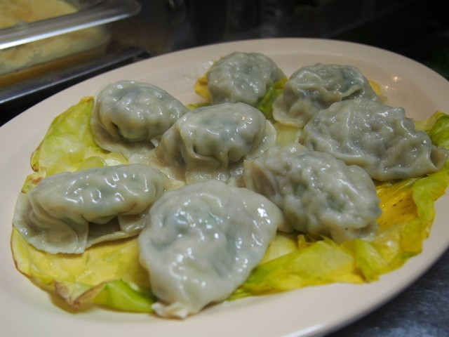 Order L-43. Steamed Dumpling (고기찐만두/肉馅蒸饺) food online from Restaurant Namsan store, Los Angeles on bringmethat.com