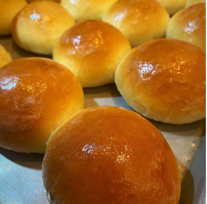 Order Dinner Rolls food online from Sugar And Lace Bakery store, Phoenix on bringmethat.com