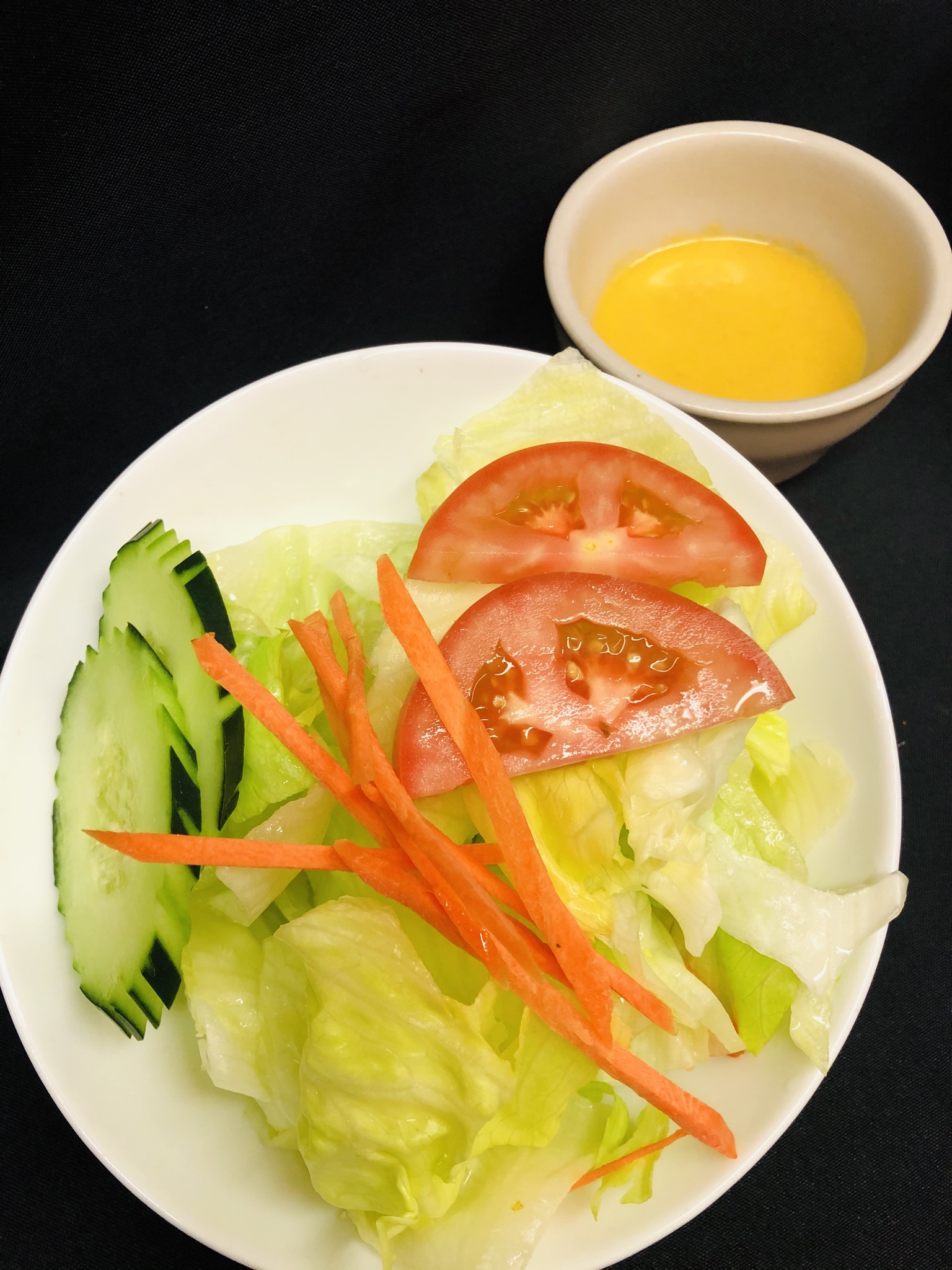 Order House Salad food online from Pepper Asian Bistro II store, Denver on bringmethat.com