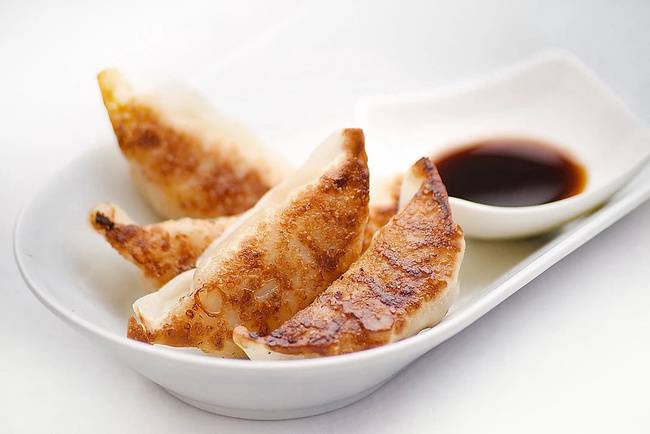 Order Potstickers (锅贴) food online from Dumpling Baby China Bistro store, San Francisco on bringmethat.com
