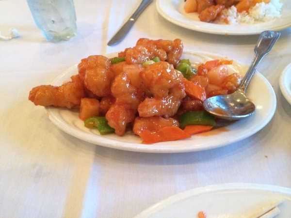Order Sweet and Sour Chicken food online from Shanghai Diamond Garden store, Los Angeles on bringmethat.com