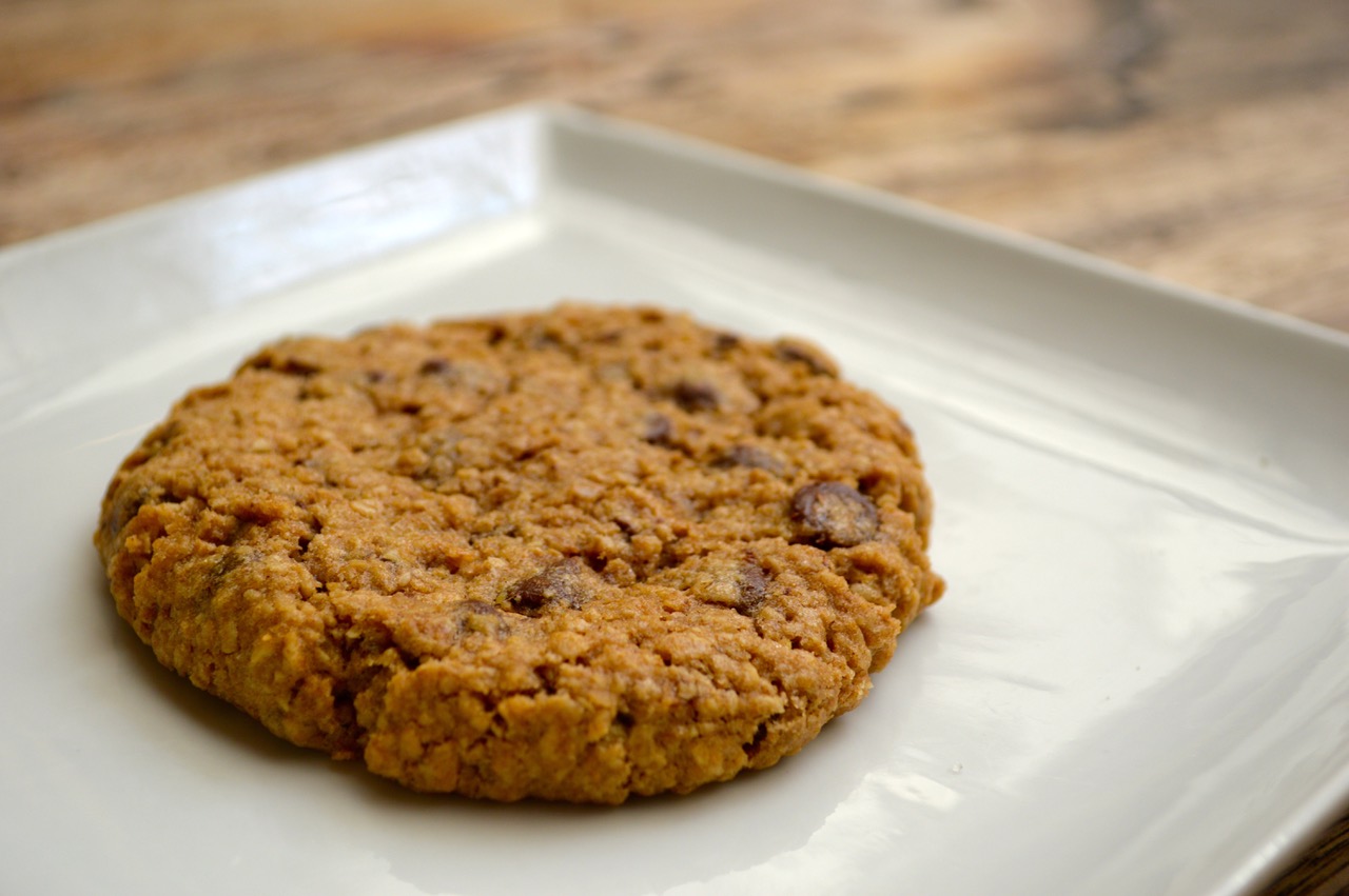 Order Gluten-Free Oatmeal Chocolate Chip Cookie food online from Baking Betty's store, Bloomington on bringmethat.com