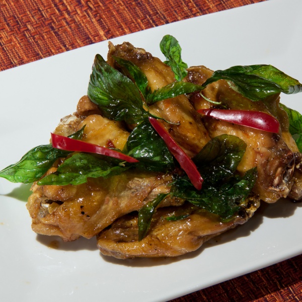 Order Issara Chicken Wings food online from Issara Thai Cuisine store, Huntington Beach on bringmethat.com