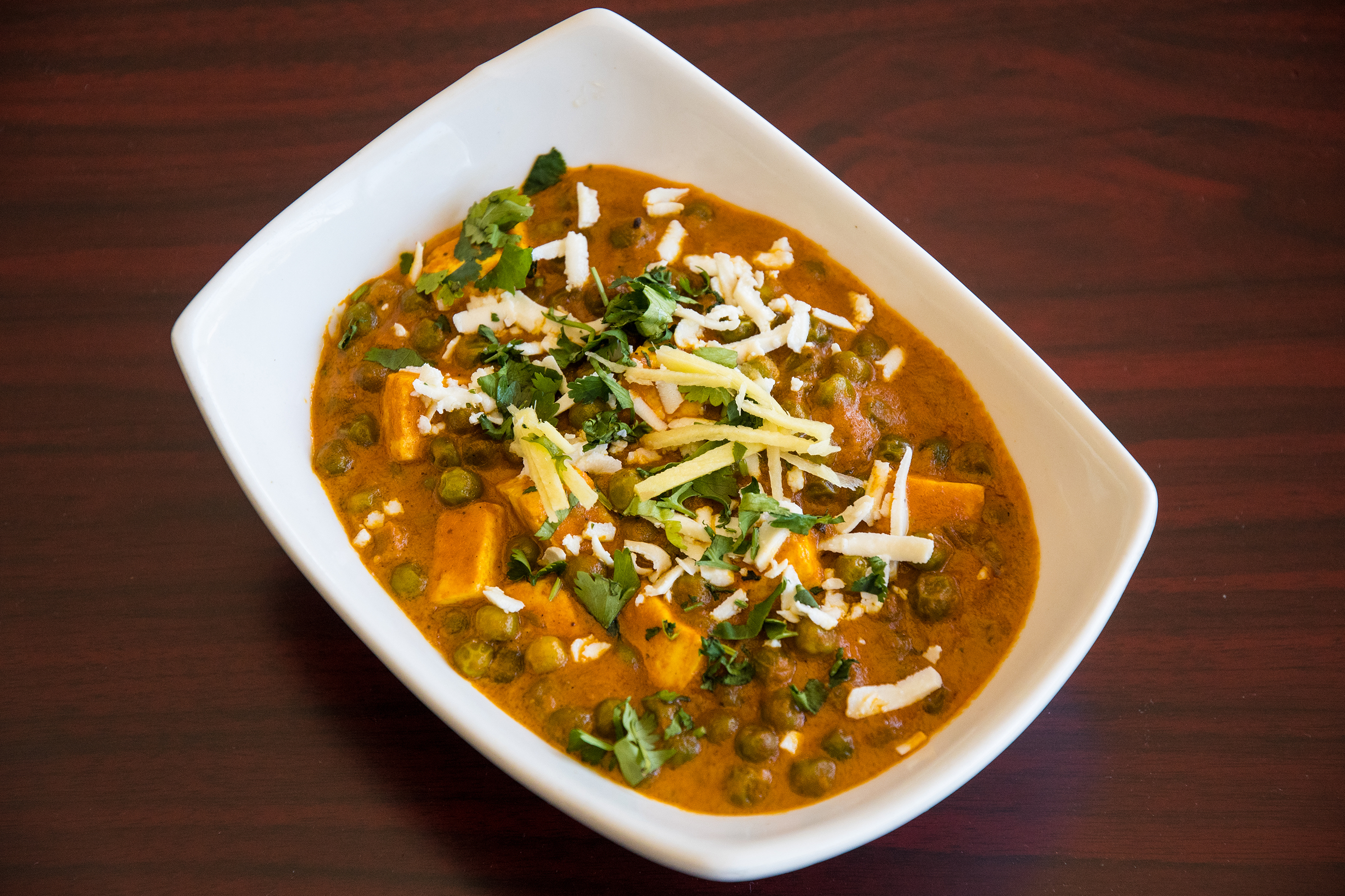 Order Matar Paneer food online from Spice Delight store, Belmont on bringmethat.com