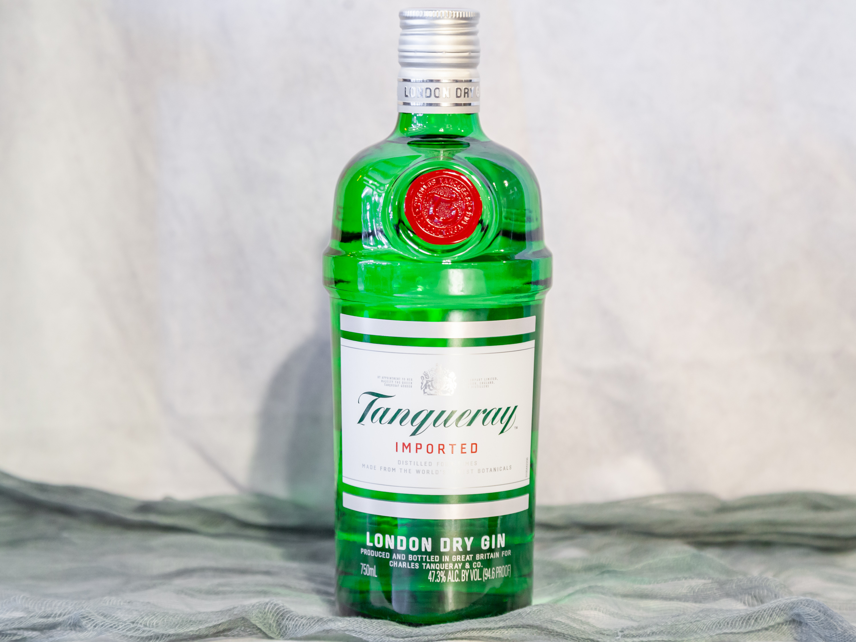 Order Tanqueray London Dry Gin food online from Alameda Cellars Wines And Liquors store, Alameda on bringmethat.com