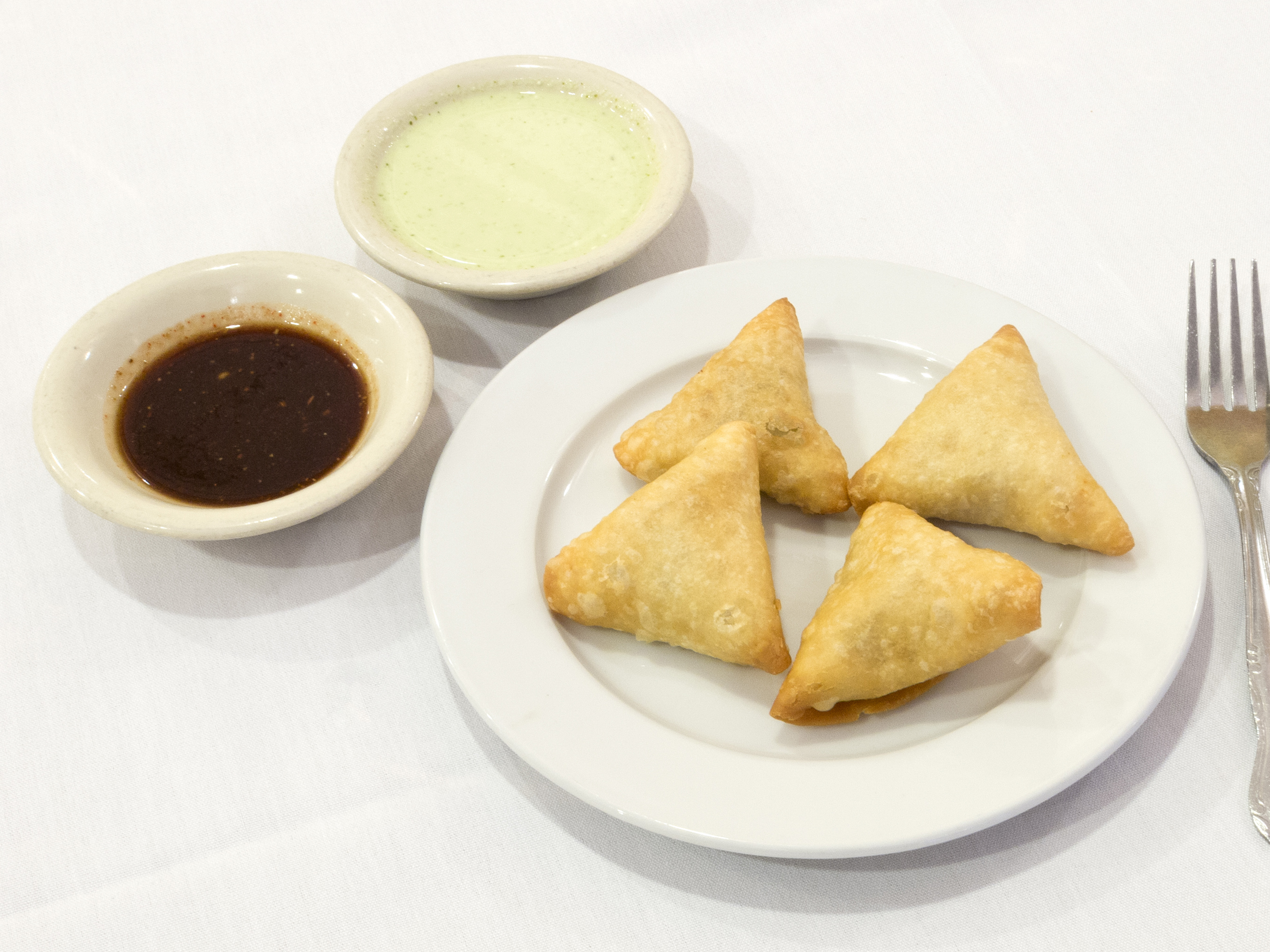 Order Vegetable Samosa food online from Pasand Indian Cuisine store, Irving on bringmethat.com
