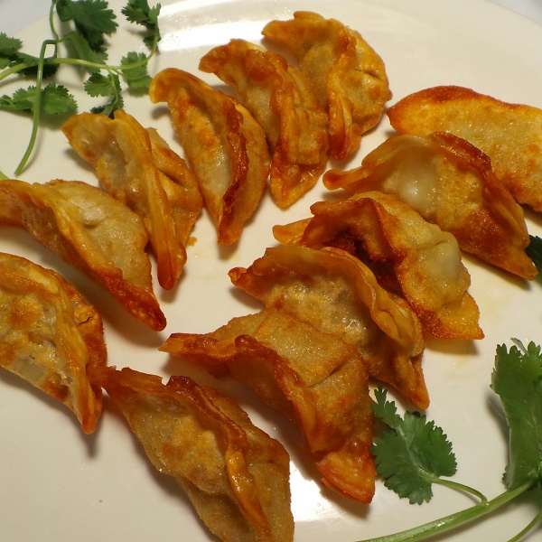 Order 6 Pieces Potsticker (Pork) food online from Red Dragon Express store, Laveen on bringmethat.com