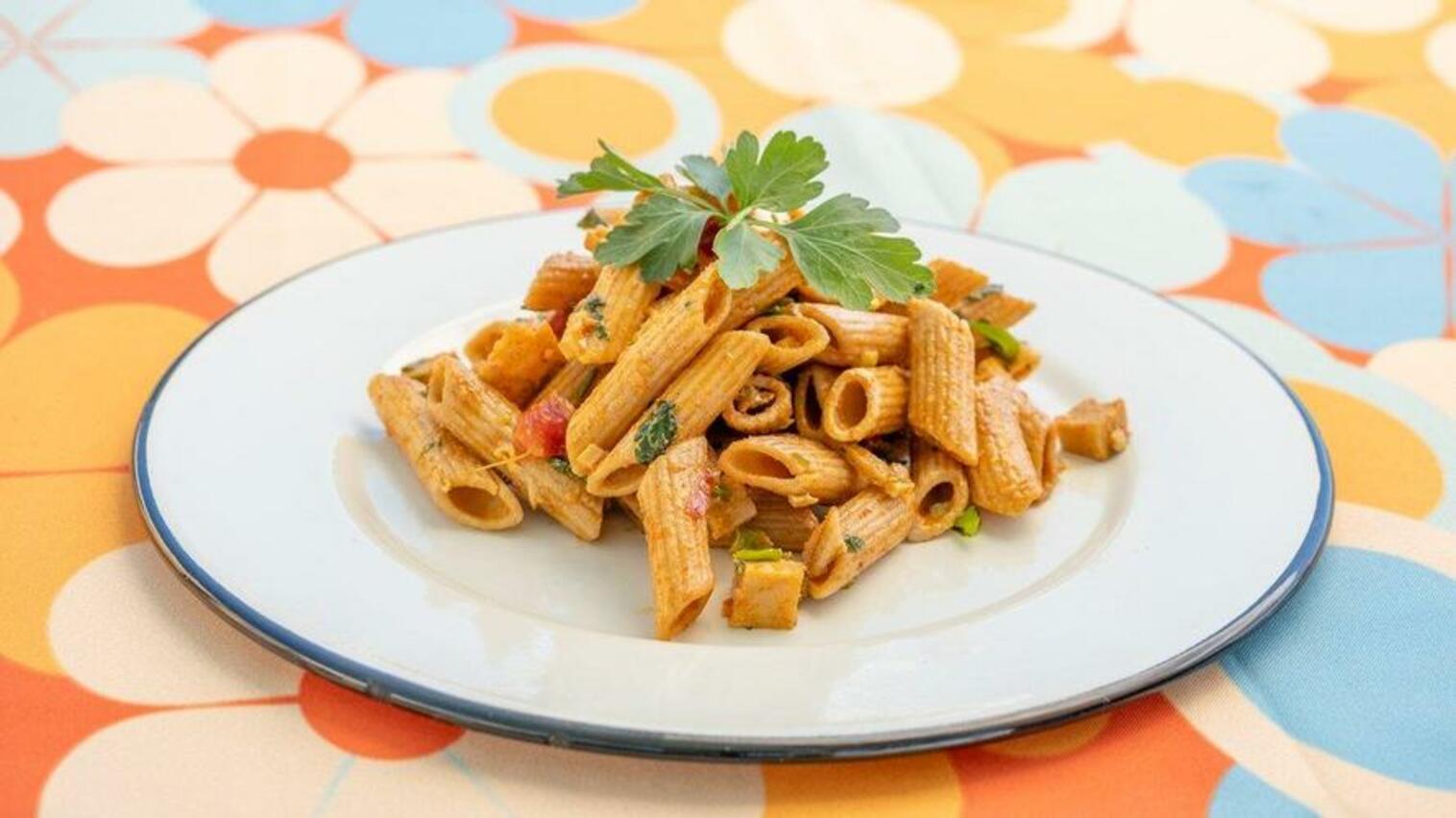Order Smoked Chick'n Pasta food online from Chef Tanya's Kitchen store, Palm Springs on bringmethat.com
