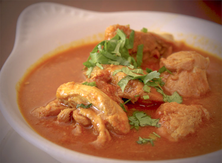 Order Chicken Curry food online from Noori Pakistani & Indian store, San Bruno on bringmethat.com