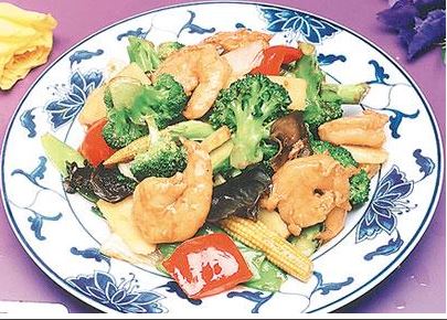 Order S12. Happy Family Chef's Special food online from China Wok store, Columbus on bringmethat.com