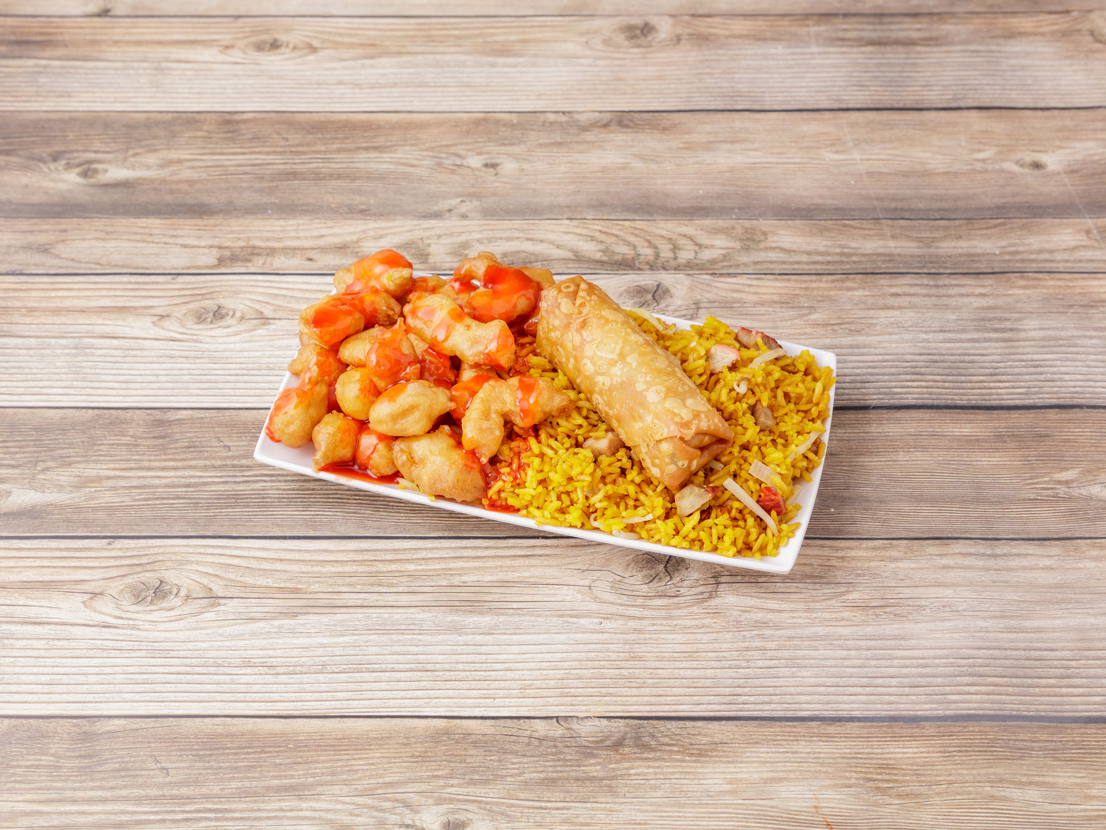 Order C12. Sweet and Sour Chicken Combination Plate food online from Great Wall store, Cranston on bringmethat.com