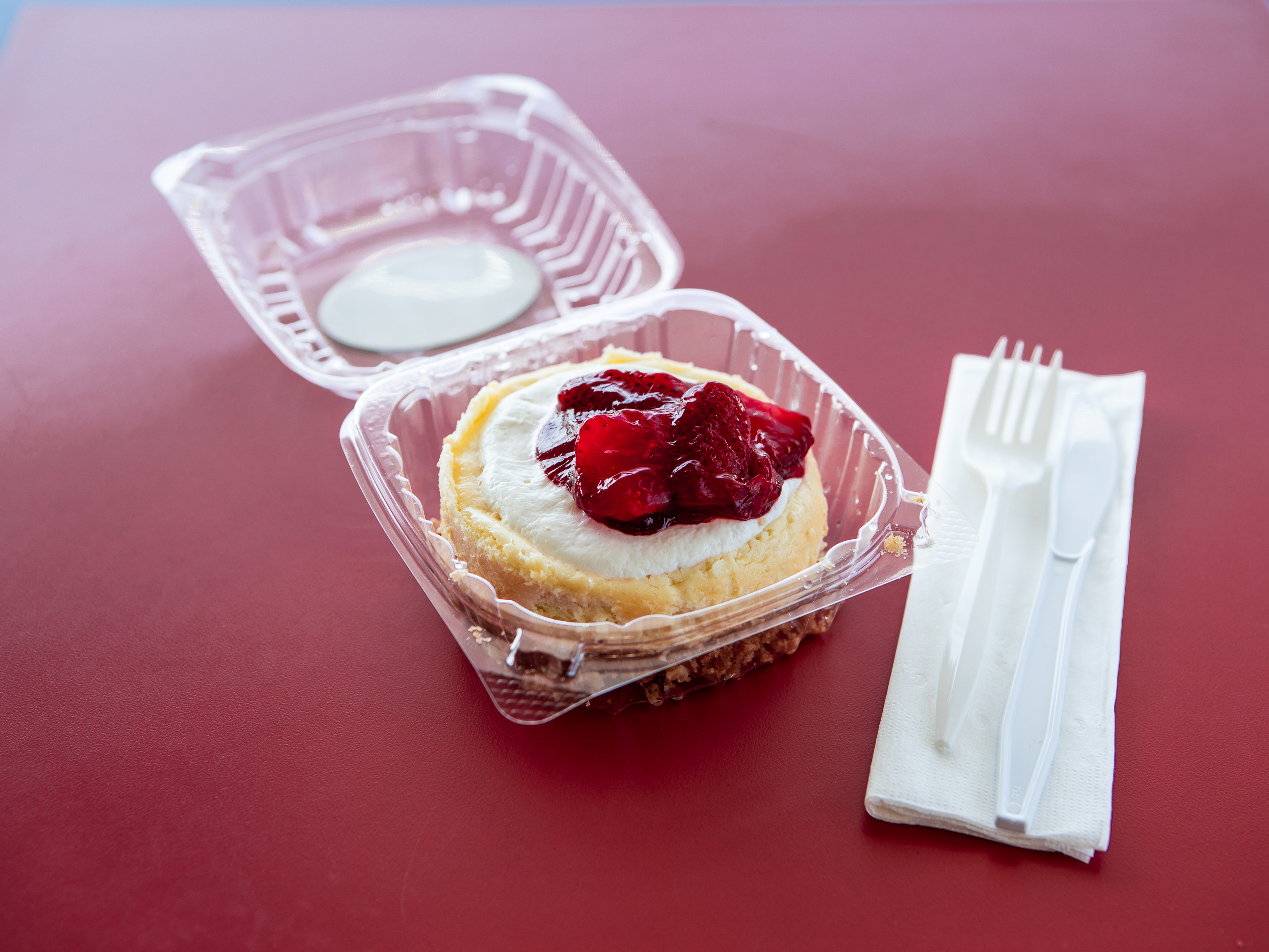 Order Strawberry Cheesecake food online from Hawaiian Grill store, Saint Louis on bringmethat.com